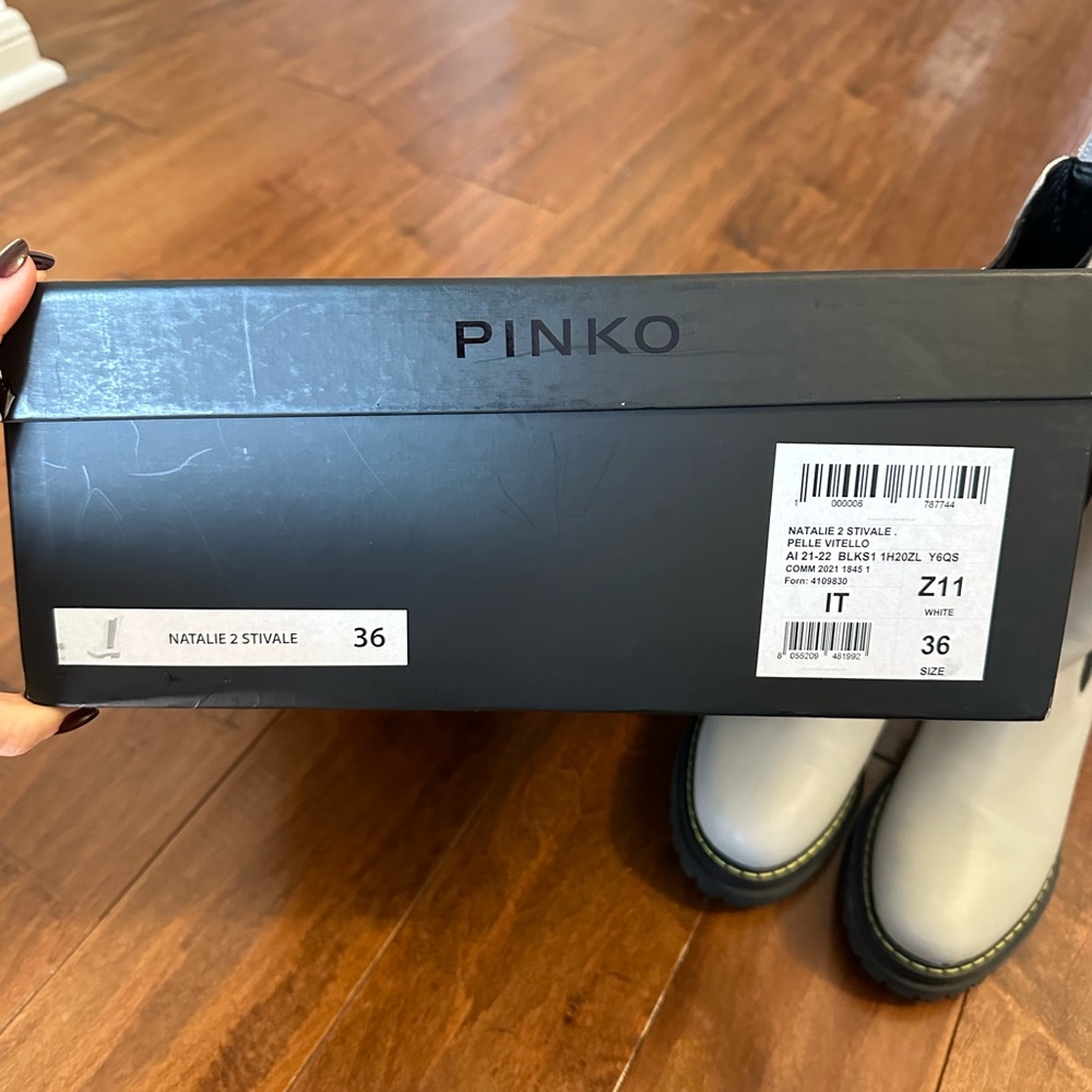 Pinko Gray Natalie Stivale Lug Boots Sz 36 or 6 - Picture 16 of 16
